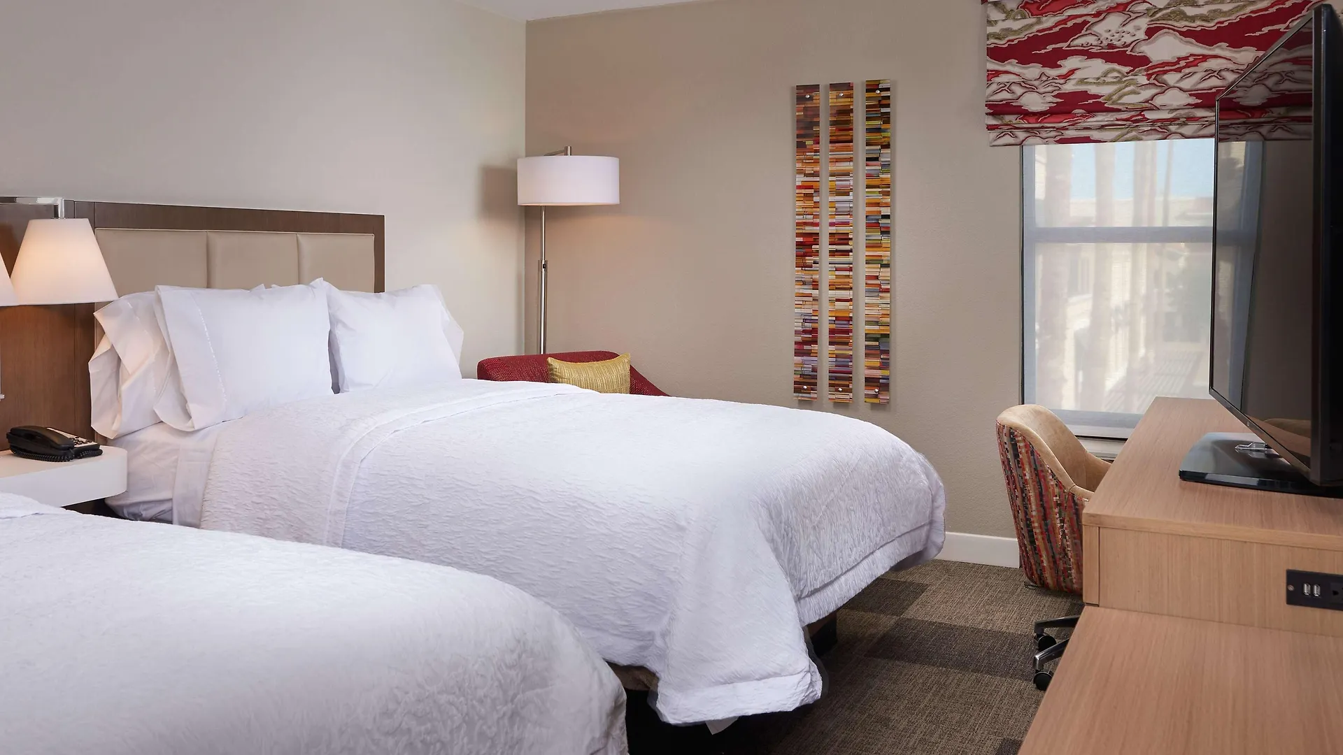 Hampton Inn & Suites Scottsdale On Shea Blvd Hotel