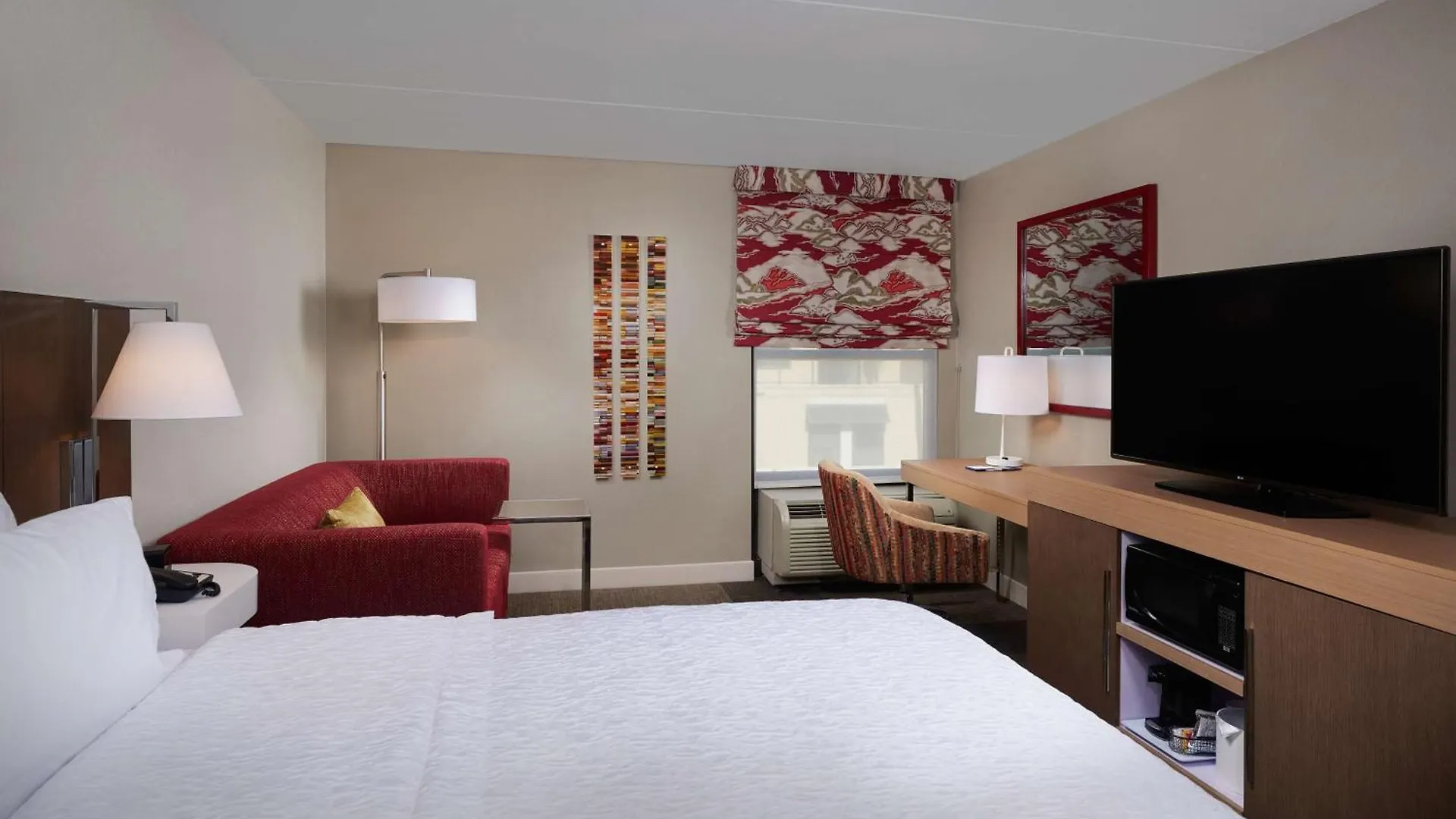 Hampton Inn & Suites Scottsdale On Shea Blvd Hotel